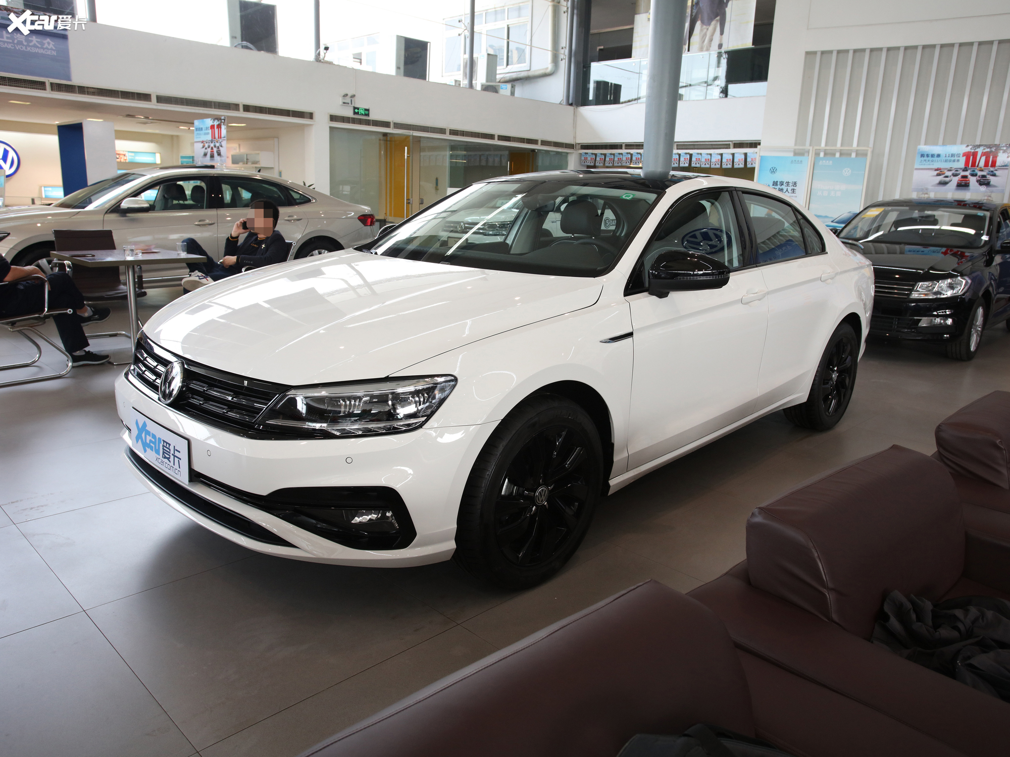 【2021款凌渡280tsi dsg豪华魅影版_整体外观_2/206张图片】_汽车图片