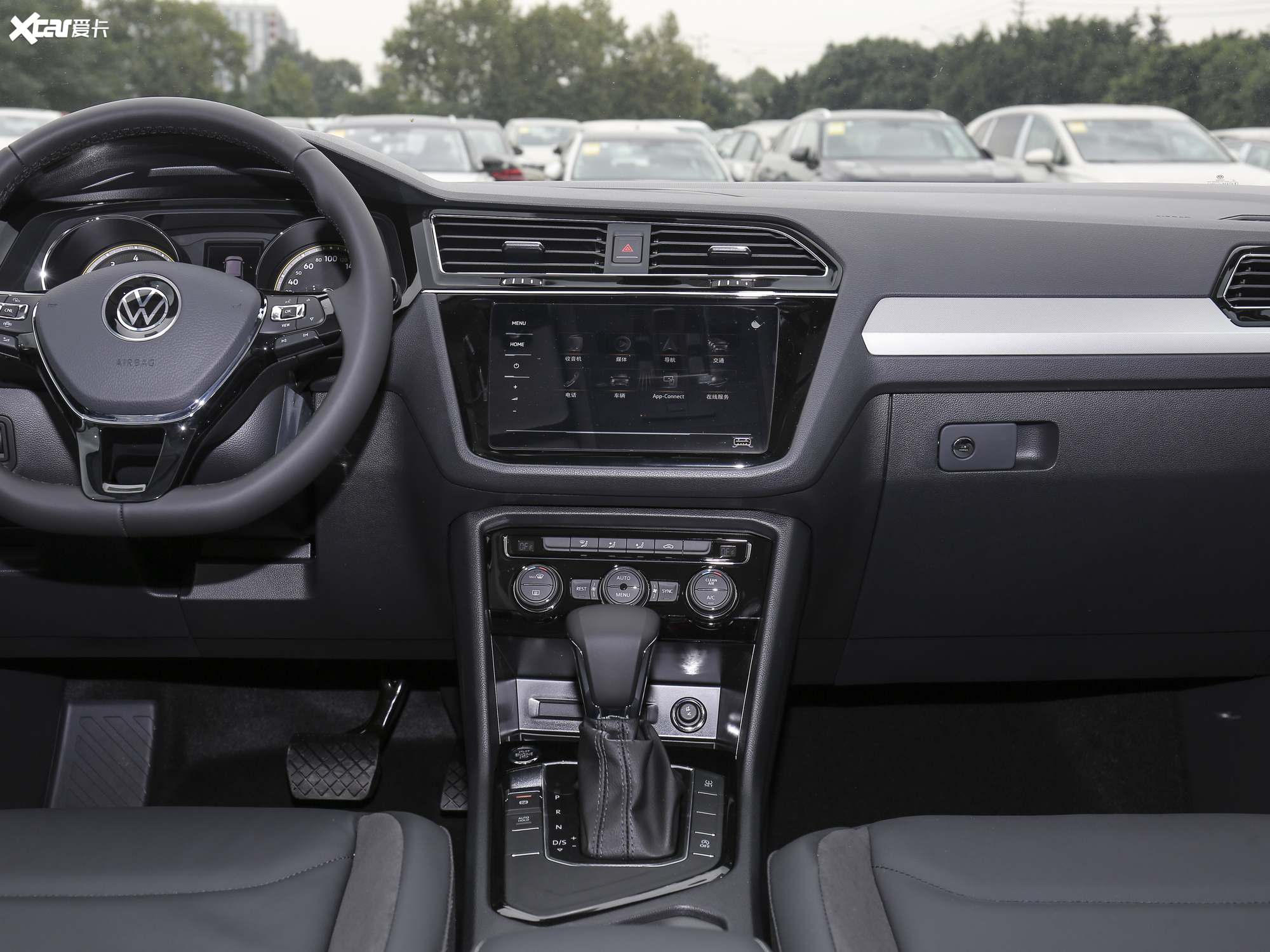 【2021款途观l330tsi 智享版_中控区_2/116张图片】_汽车图片大全