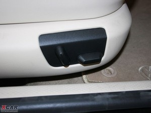 2009款2.8L 自动至尊版 主驾驶座椅调节