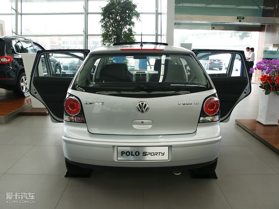 2009Polo 1.6L Զ