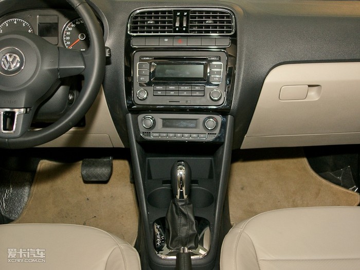 2011POLO 