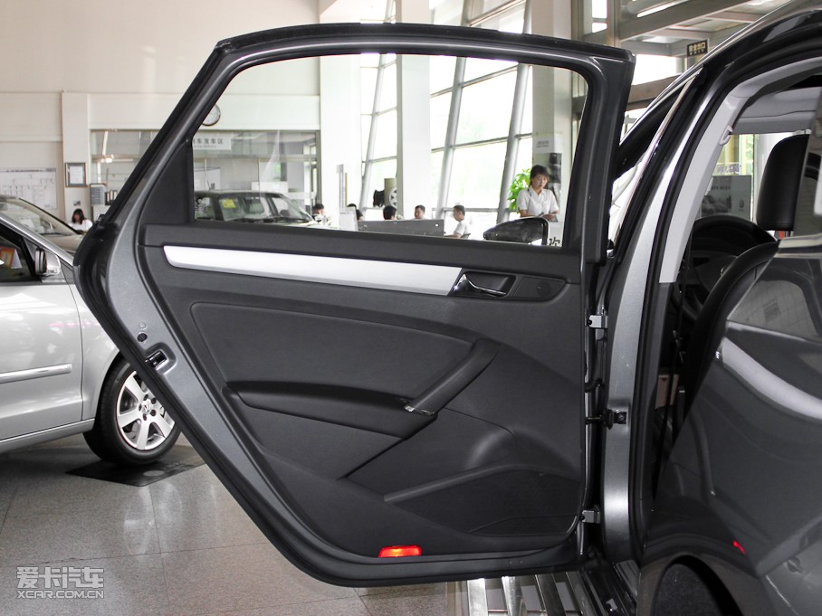 2011 1.8TSI DSGٰ