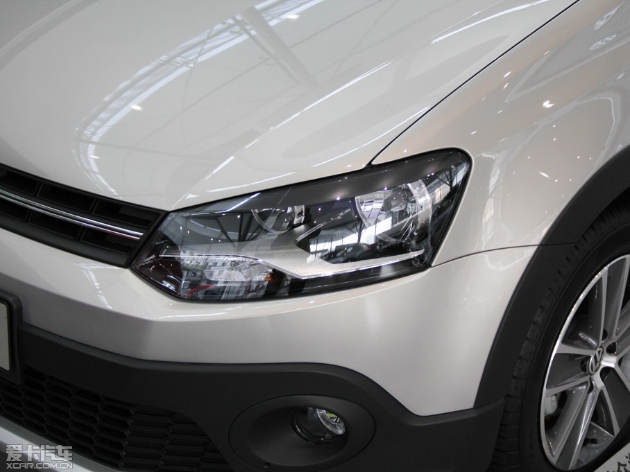 2012Cross Polo 1.6L Զ