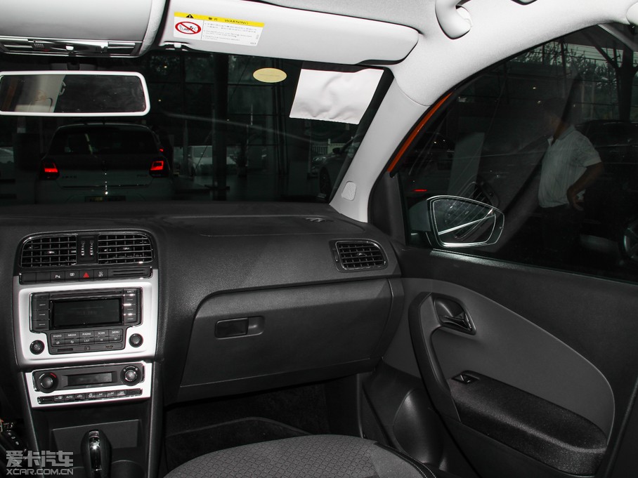 2014Cross Polo 1.6L Զ