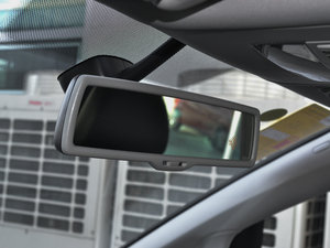 2015款1.4T 手动舒适版 5座 车内后视镜