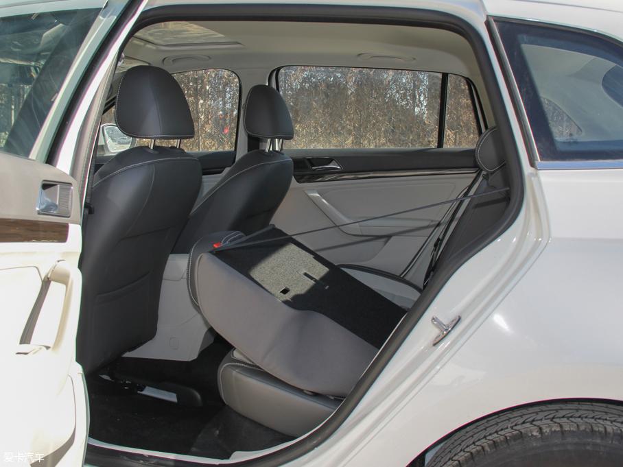 2015 1.6L ֶʰ