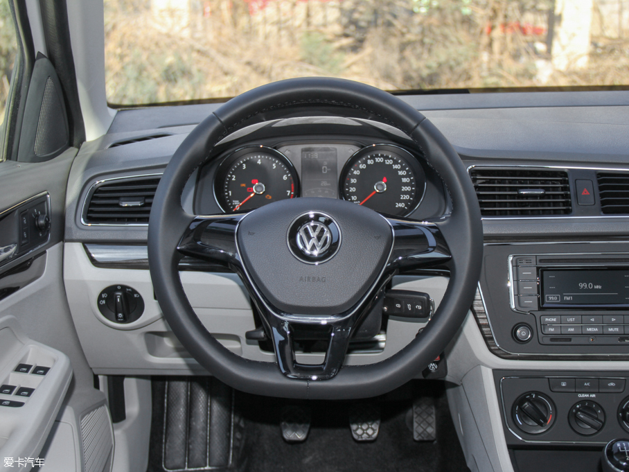2015 1.6L ֶʰ