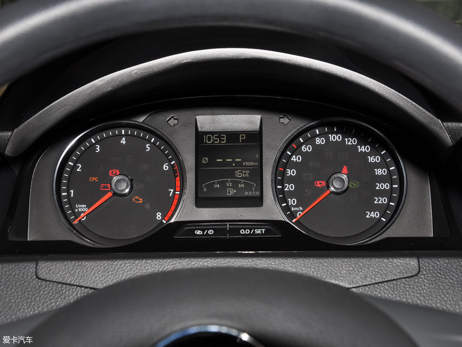 2016款cross桑塔纳1.6l 自动风尚版