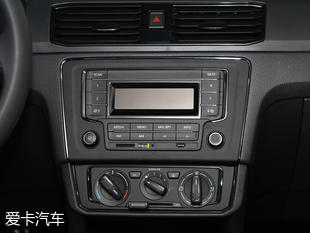 上汽大众2016款桑塔纳