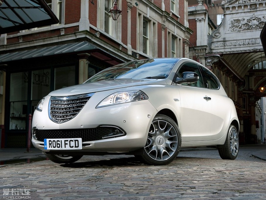 2012˹Ypsilon 