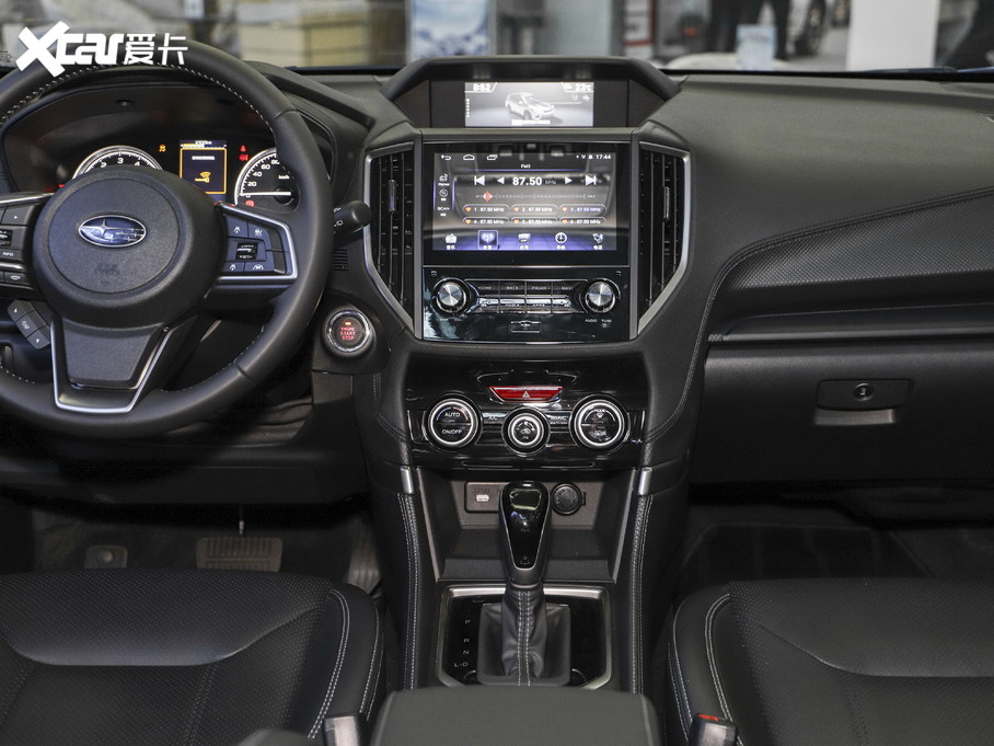 2021款森林人 2.0i 豪华版 eyesight