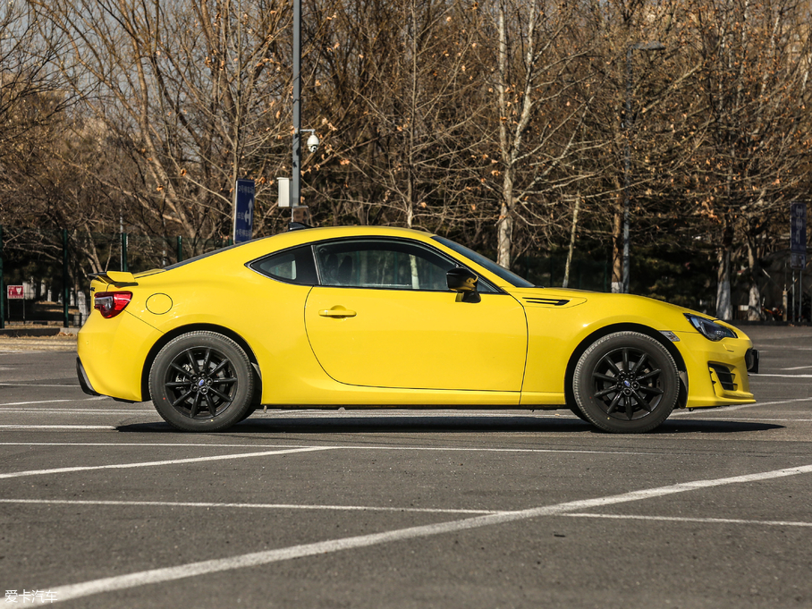 2017˹³BRZ 2.0i Զtype-RSɫװ