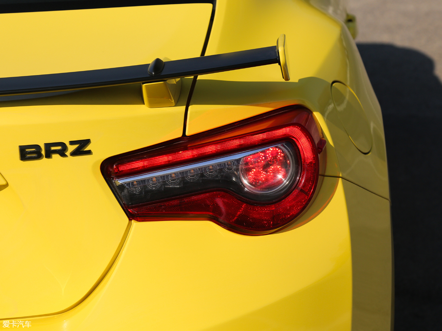 2017˹³BRZ 2.0i Զtype-RSɫװ