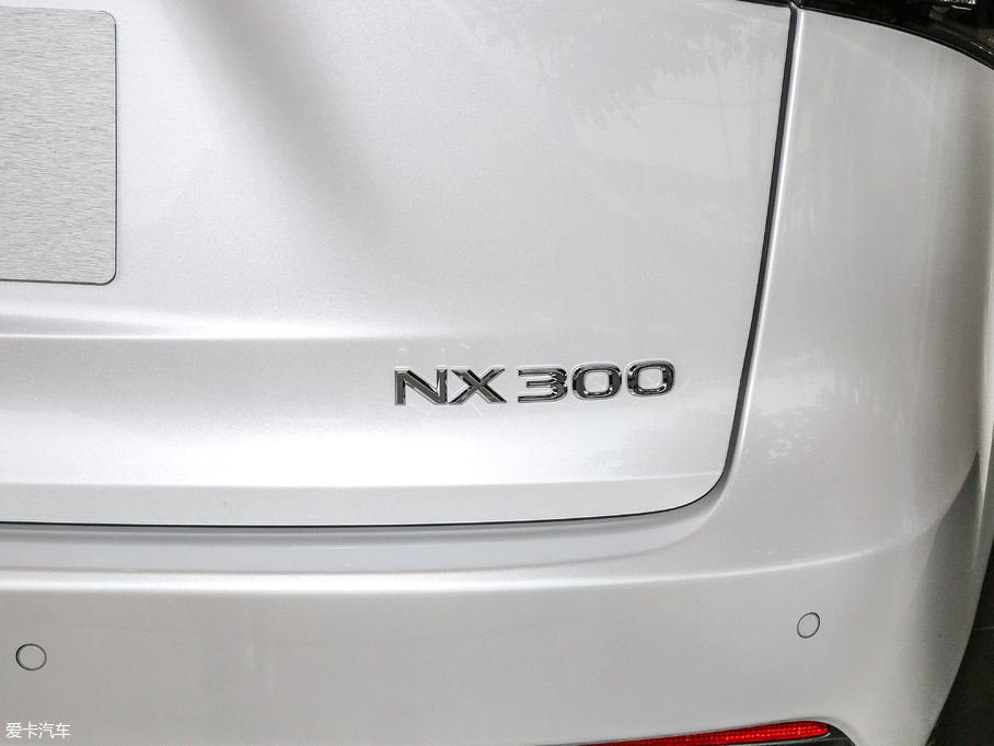 2018׿˹NX 200 а ǰ V