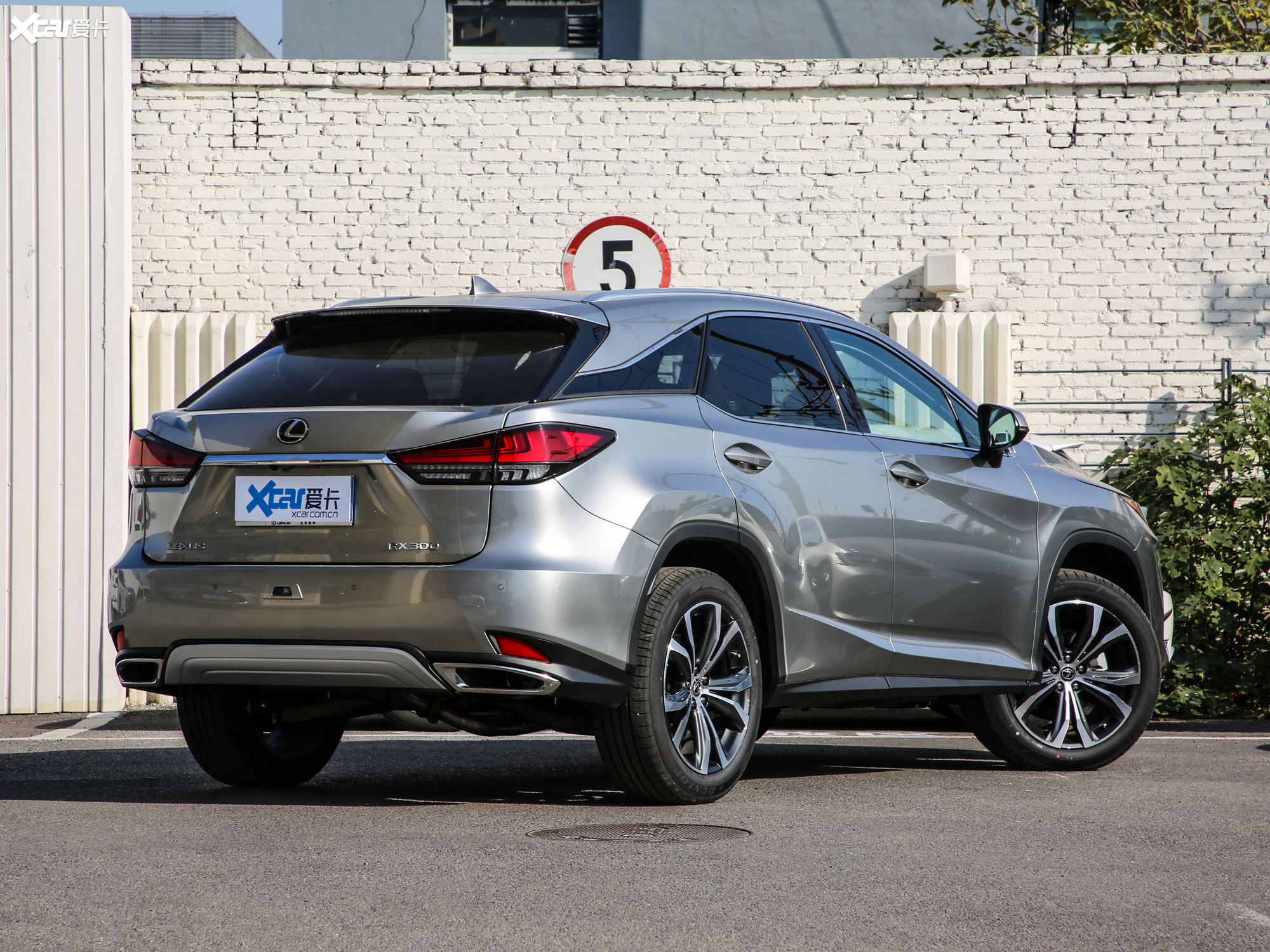 【2020款雷克萨斯rx300 典雅版 国vi_整体外观_83/2136张图片】_汽车