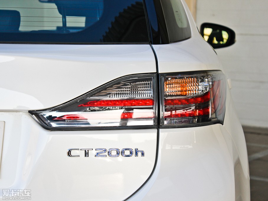 2012׿˹CT 200h 