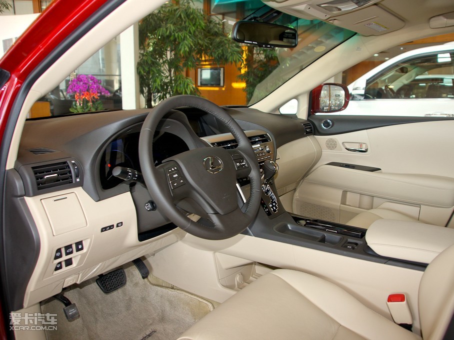 2010款雷克萨斯rx270 典雅版