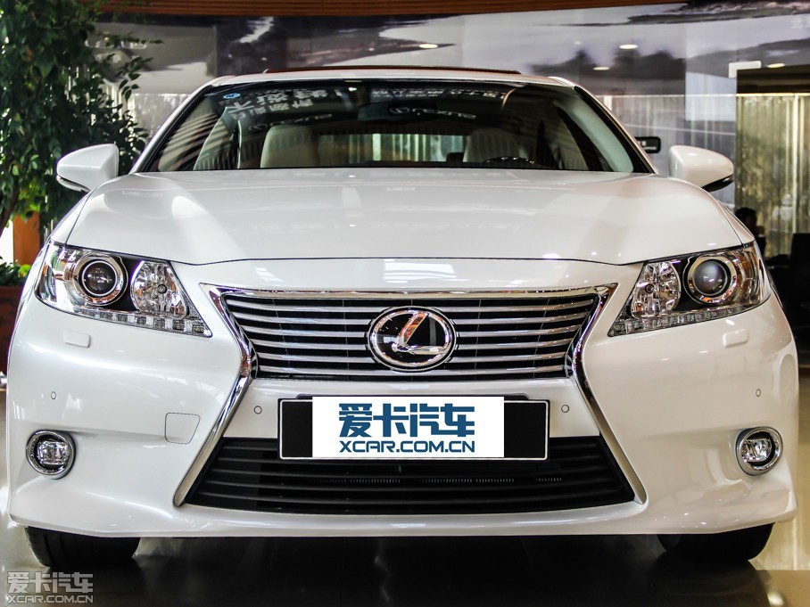 2013款雷克萨斯es250 典雅版