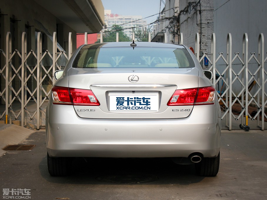 2010׿˹ES 240 