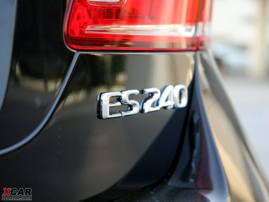 2010׿˹ES 240 