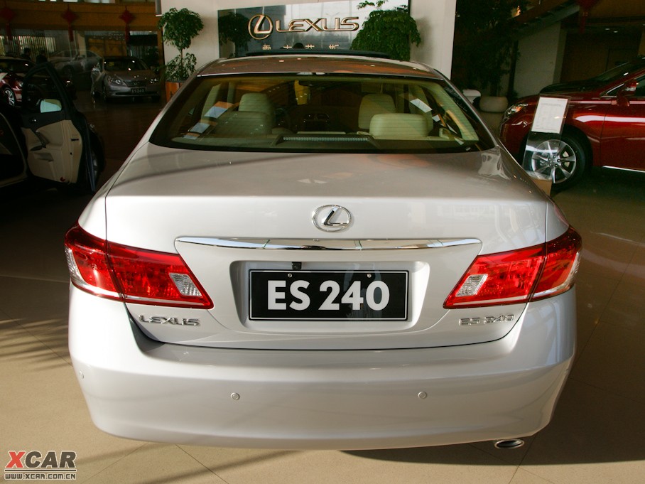 2010׿˹ES 240 Ű