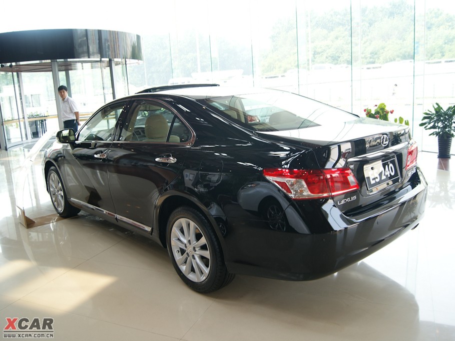 2010׿˹ES 240 Ű