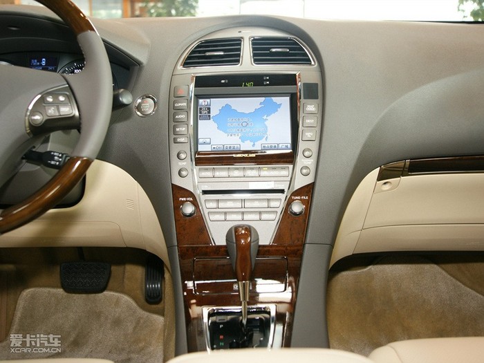 2010׿˹ES