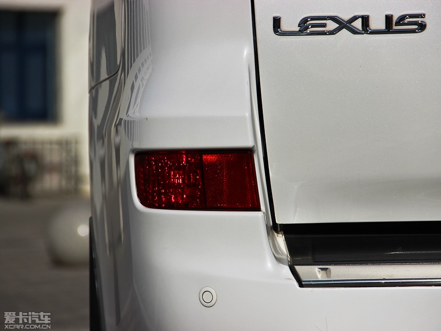 2013׿˹LX 570