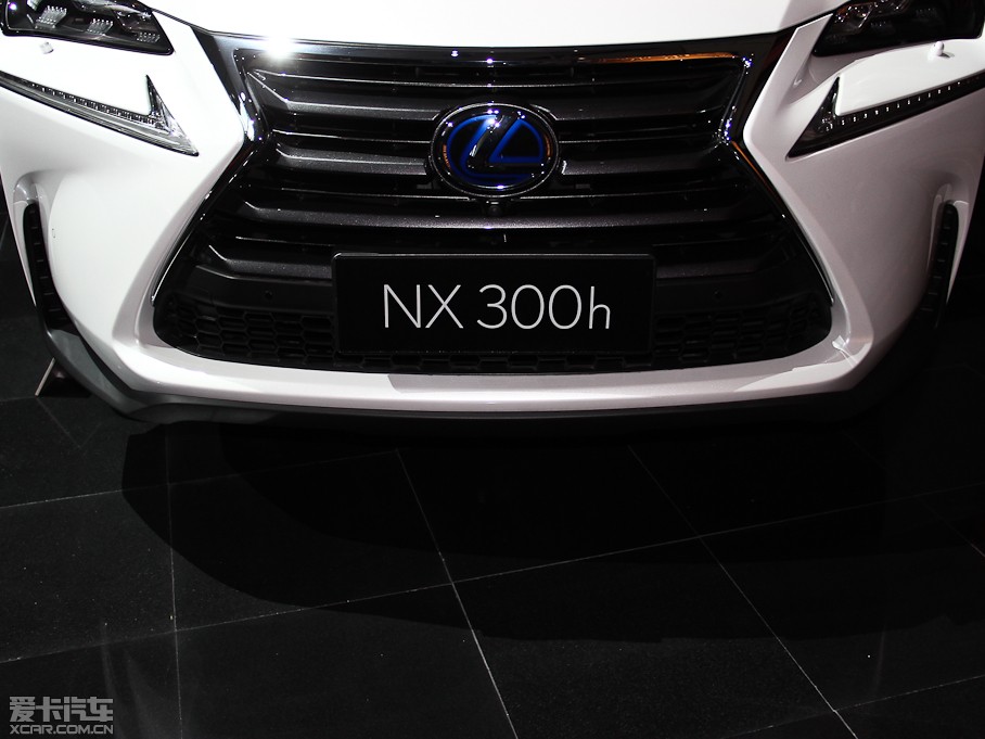 2015׿˹NX 300h а ǰ