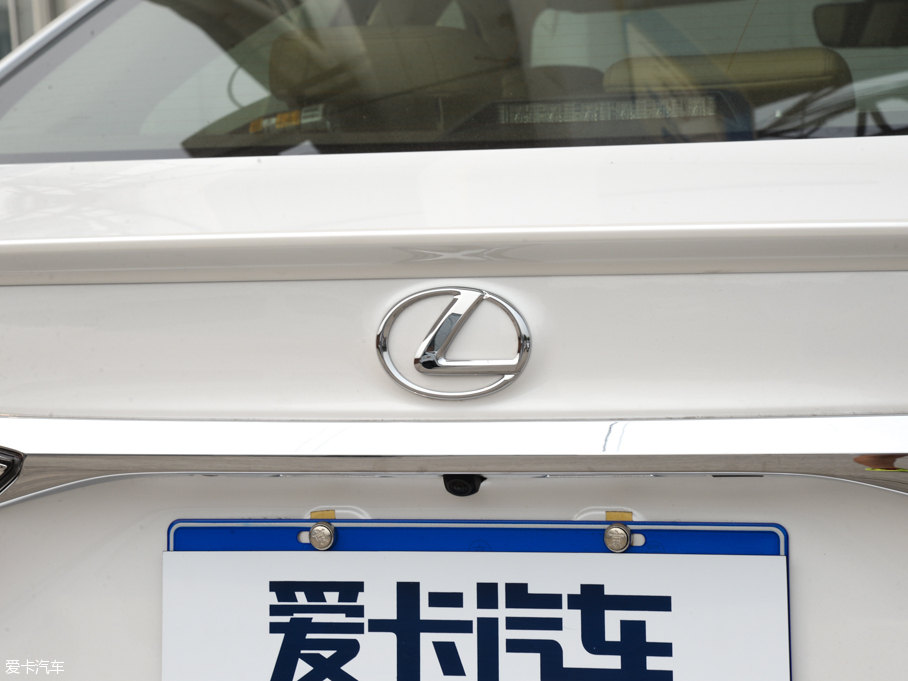 2015׿˹ES 200 ʰ