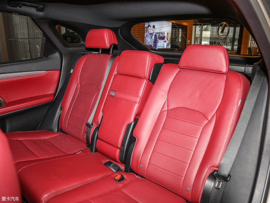 2017款雷克萨斯rx300 mark levinson 四驱f sport