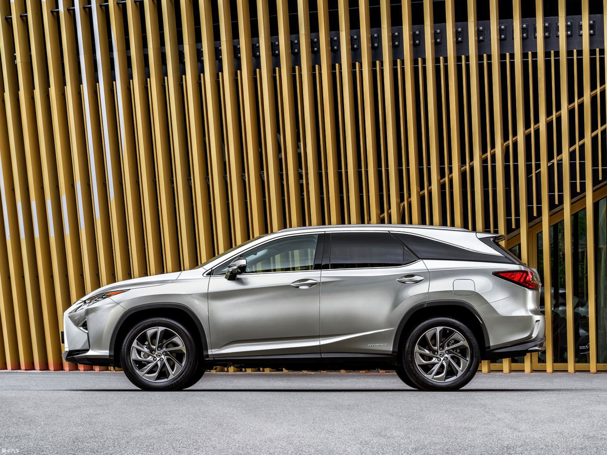 爱卡首页 汽车图片 雷克萨斯 雷克萨斯rx 2018款基本型  2018款