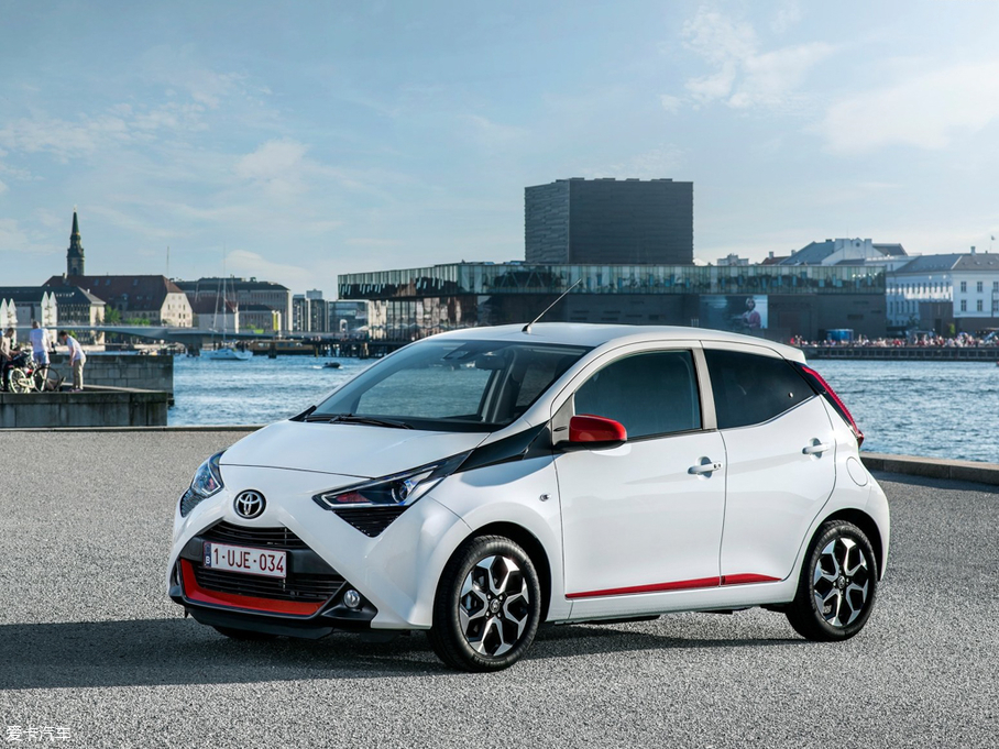 2018Aygo 