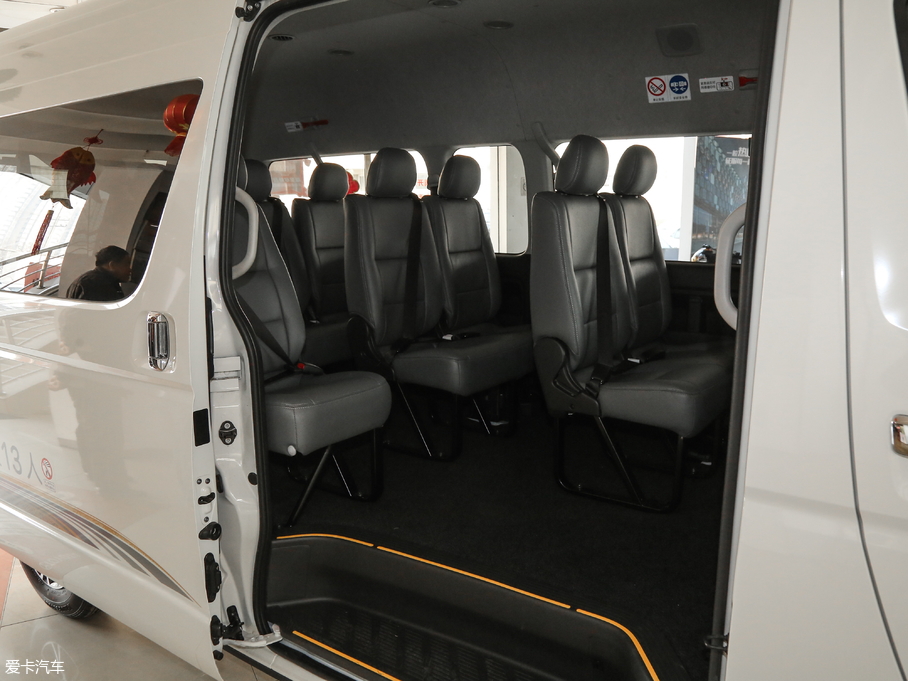 2011HIACE 2.7L 13Զ׼