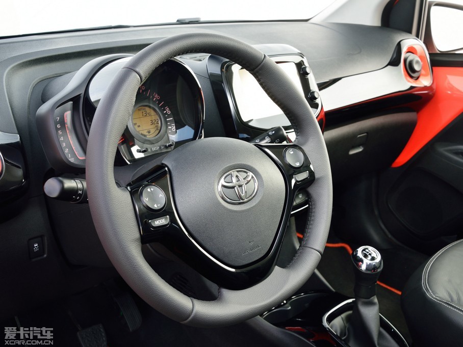 2014款丰田aygo手动基本型