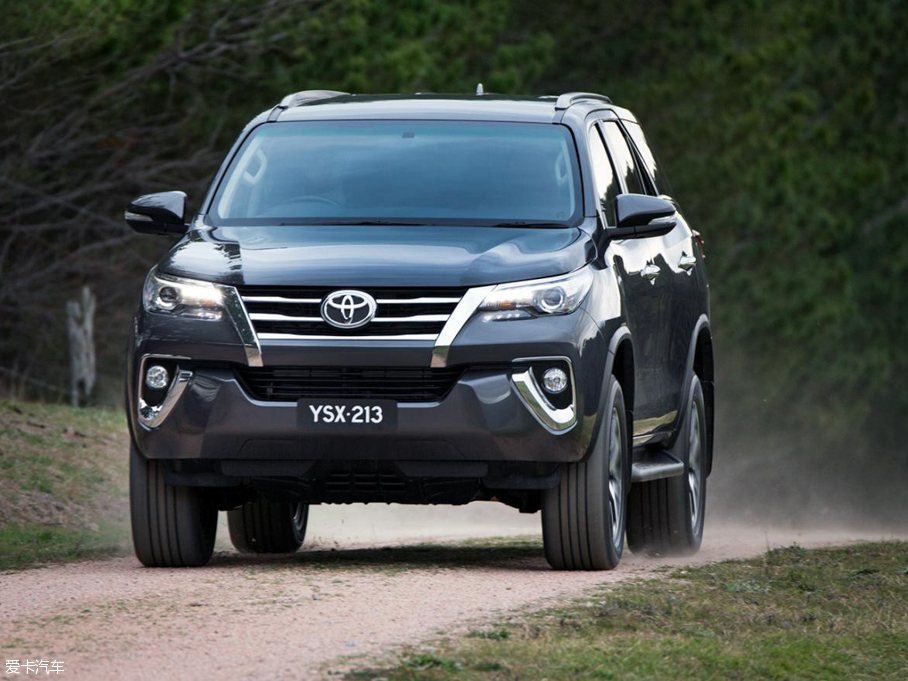 2016款基本型 2020款丰田fortuner 澳洲版 2016款丰田fortuner trd