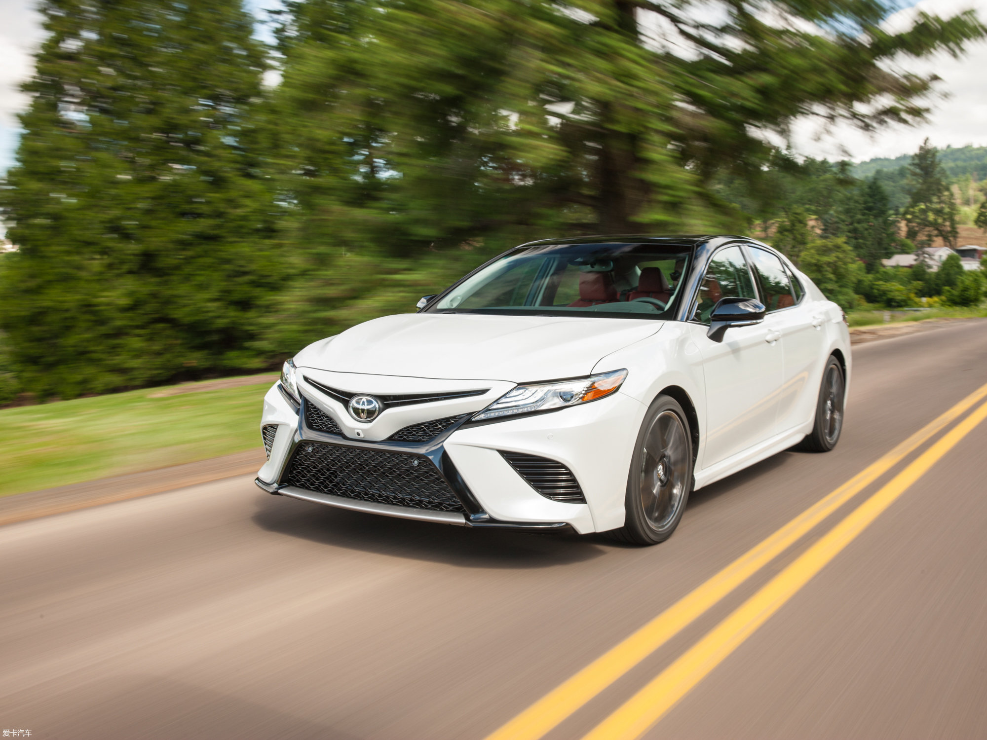 【2018款凯美瑞(海外) xse 运动版_整体外观 _49/129张图片】_汽车