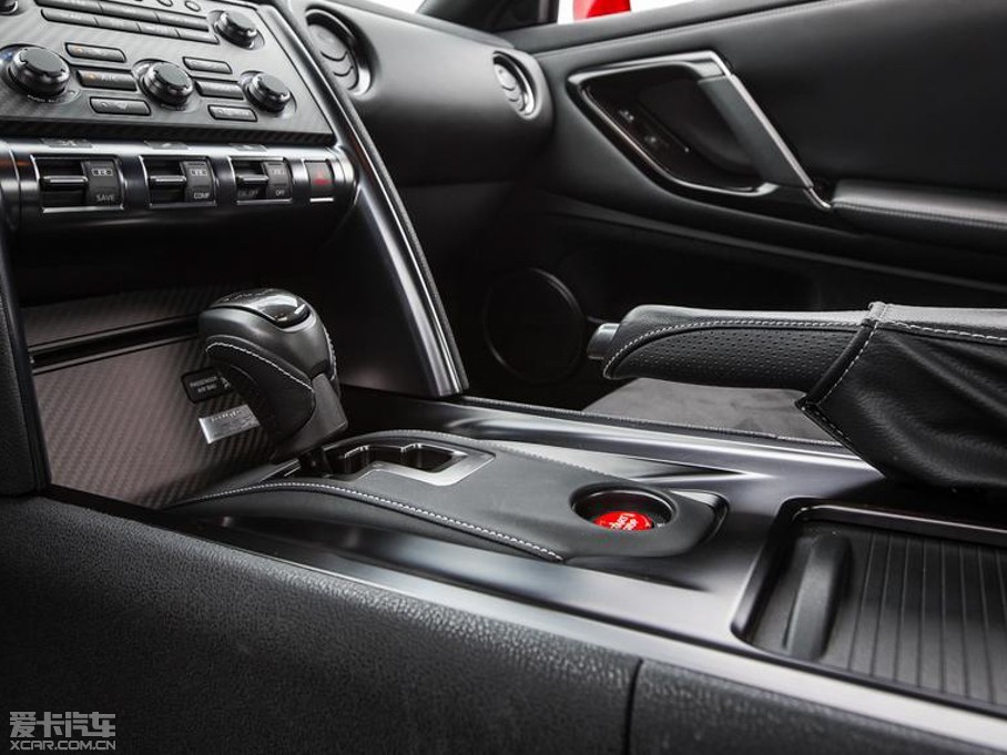 8t 动感酷黑内饰版-中控区(8/17)