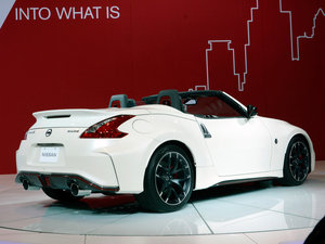 2015Nismo Roadster 