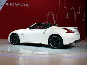 2015Nismo Roadster 