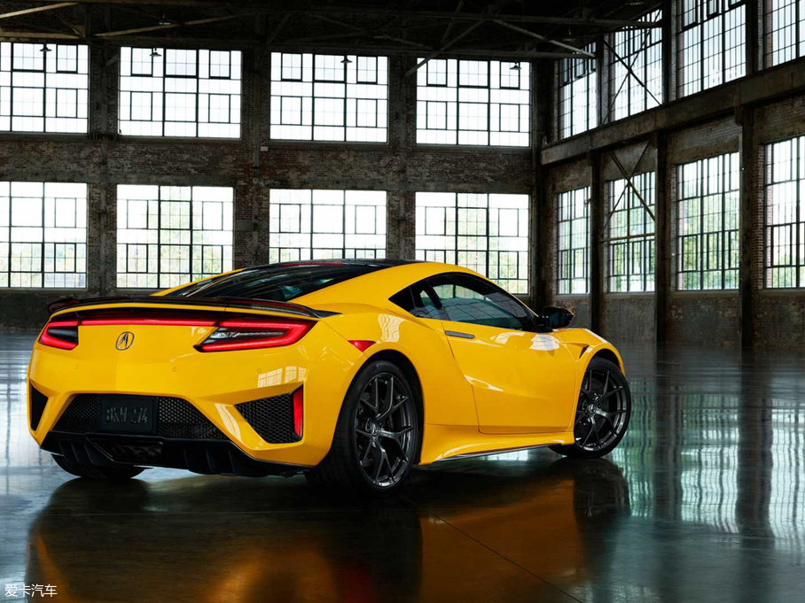 2020کNSX Indy Yellow Pearl