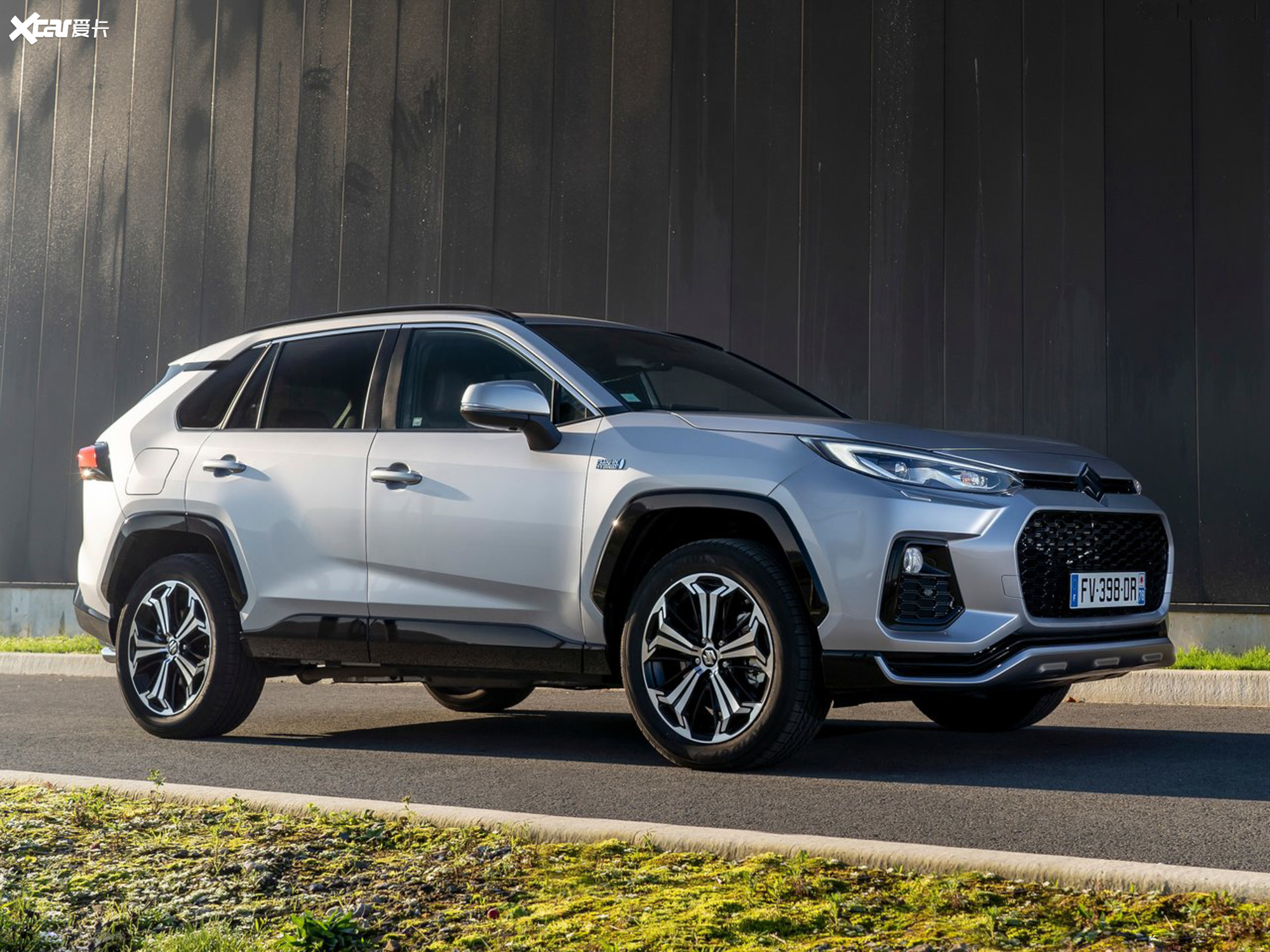 【2020款铃木acrossplug-in hybrid_整体外观_32/64张图片】_汽车图片