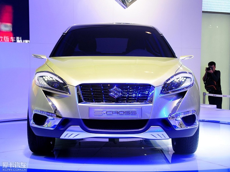 2013S-CROSS() Concept