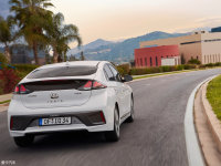 �������IONIQ�������