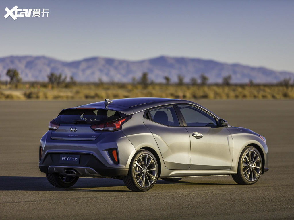 爱卡首页 汽车图片 现代 veloster飞思 2020款基本型  2020款veloster