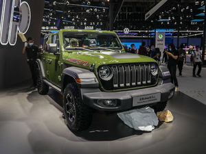 20202.0T Rubicon Recon ŴӢ  