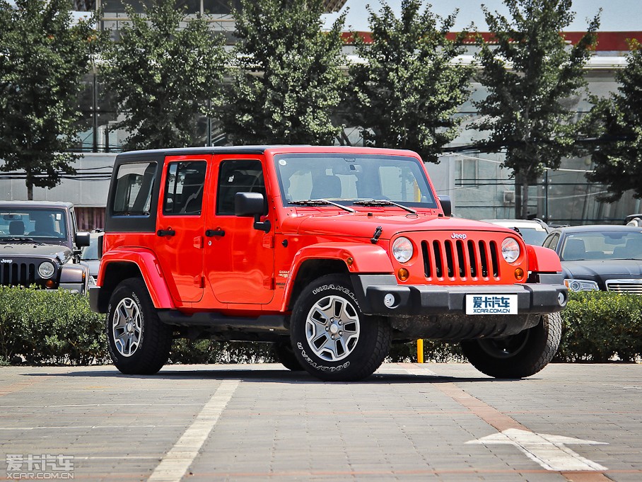 2013 3.6L Ű Sahara