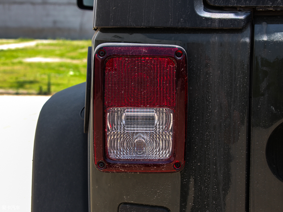 2015 3.6L  Rubicon