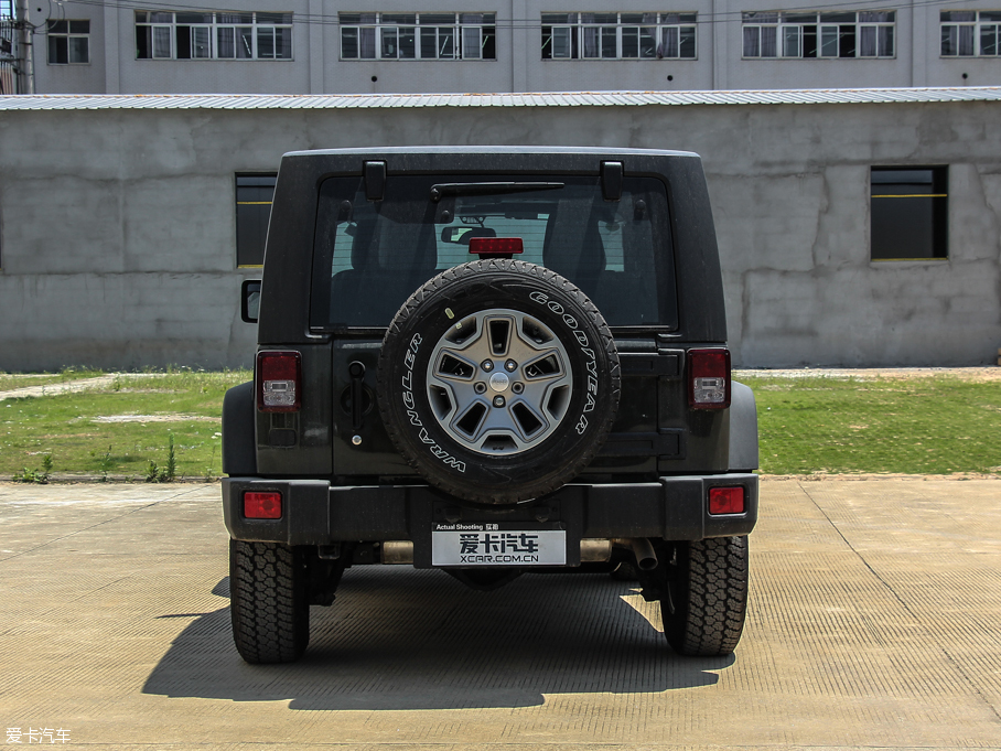 2015 3.6L Ű Rubicon