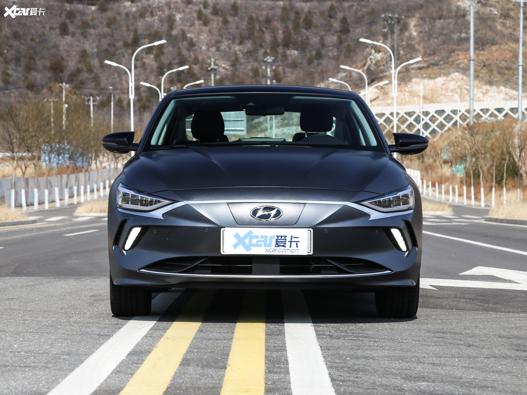 【2020款菲斯塔 纯电动dlx 悦享版_整体外观_1/639张图片】_汽车图片